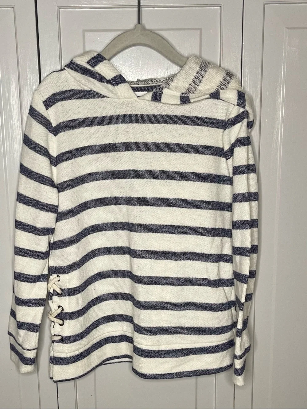 Old Navy White and Navy Striped Hooded Pullover